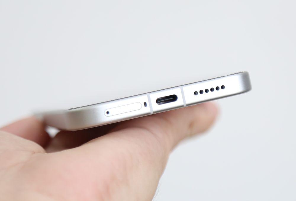 Trải nghiệm smartphone Poco X8 Pro có mặt lưng "sọc dưa" lạ mắt, pin 6.500mAh - 5