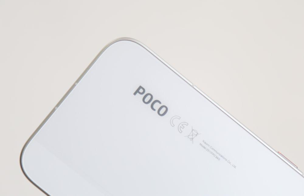 Trải nghiệm smartphone Poco X8 Pro có mặt lưng "sọc dưa" lạ mắt, pin 6.500mAh - 3