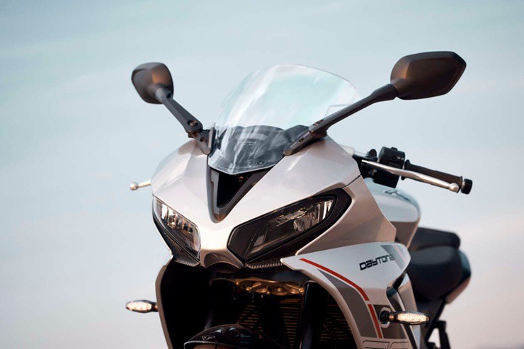 Triumph Daytona 660 2026: Quickshifter và phuộc mới có đủ tạo khác biệt? - 7