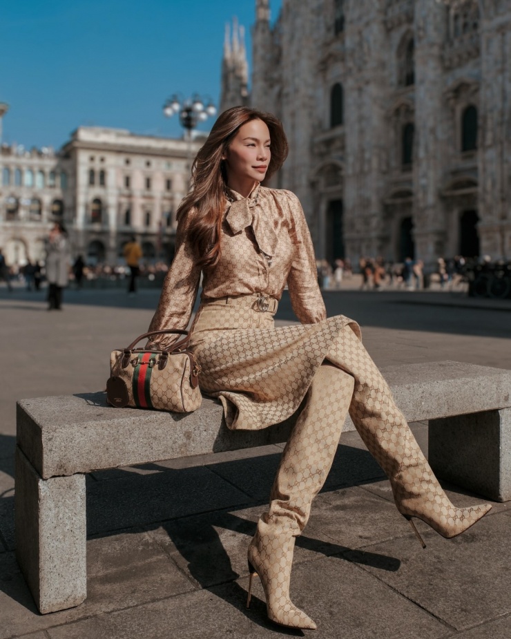 Ảnh sao 21/3: Huyền Baby kỷ niệm 13 năm cưới chồng đại gia - 8