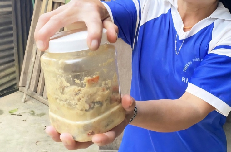 Cá ủ chua là món ăn truyền thống của người miền núi nhưng gần đây liên tiếp các trường hợp phải nhập viện cấp cứu sau khi ăn. Ảnh T.H