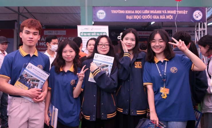 Các trường thuộc ĐHQG Hà Nội quy đổi 5.5 IELTS thành 8 điểm tiếng Anh - 1