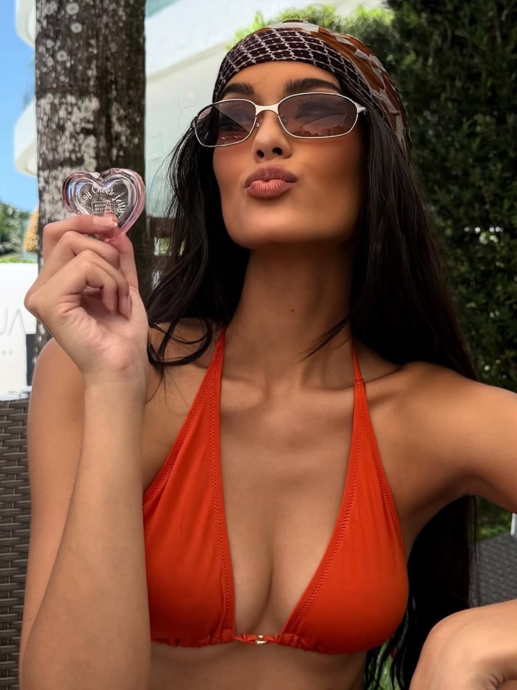 Thí sinh Hoa hậu Hoàn vũ Philippines khoe hình thể - 1