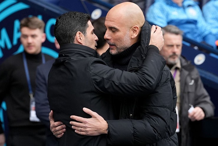 Arsenal đại chiến Man City: Arteta tự tin "mang cúp về nhà", Pep Guardiola đề cao "Pháo thủ"