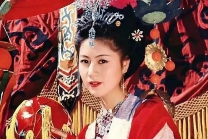 Mỹ nhân ‘đắt giá’ nhất Tây du ký: Xuất hiện 3 phút trên phim, U70 sống kín tiếng