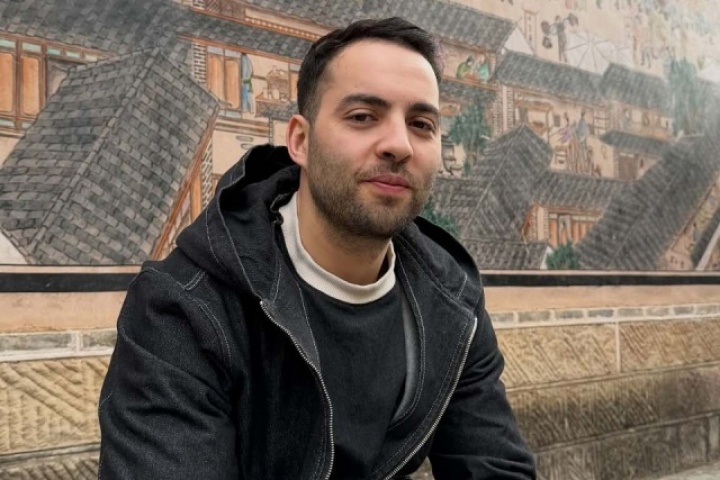 Trai Tây 'hút view' nhờ khéo nấu đủ món ăn Việt