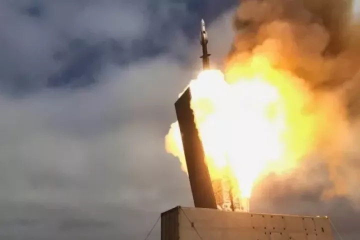 Mỹ dùng tên lửa SM-6 giá 6 triệu USD để bắn hạ UAV cảm tử Shahed giá rẻ