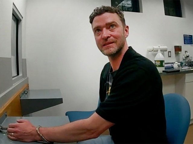 Cảnh sát tiết lộ video bắt giữ Justin Timberlake