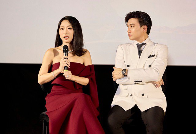 Quốc Trường và Quỳnh Thy trong buổi ra mắt dự án.