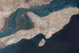 Điểm nóng xung đột ngày 21-3: Pháo đài tên lửa ngầm án ngữ eo biển Hormuz