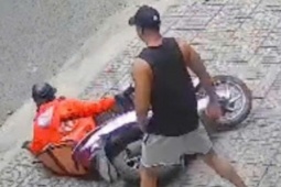Khởi tố, bắt tạm giam nam thanh niên hành hung nữ nhân viên giao hàng