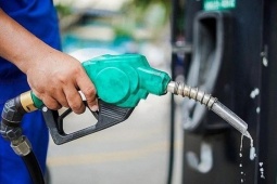 Chính phủ cho phép điều chỉnh giá xăng dầu khi nào?