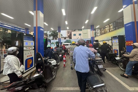 Chọn xe máy bền bỉ, giữ giá tốt giữa thời kỳ xăng tăng “nóng”