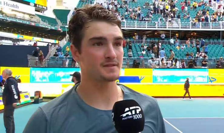 Fonseca trước trận đấu với Alcaraz, cho biết anh sẽ ra sân thi đấu với tinh thần không e dè trước đối thủ lớn&nbsp;