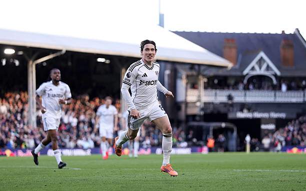 Trực tiếp bóng đá Fulham - Burnley: Jimenez chốt hạ trên chấm 11m (Ngoại hạng Anh) (Hết giờ) - 5