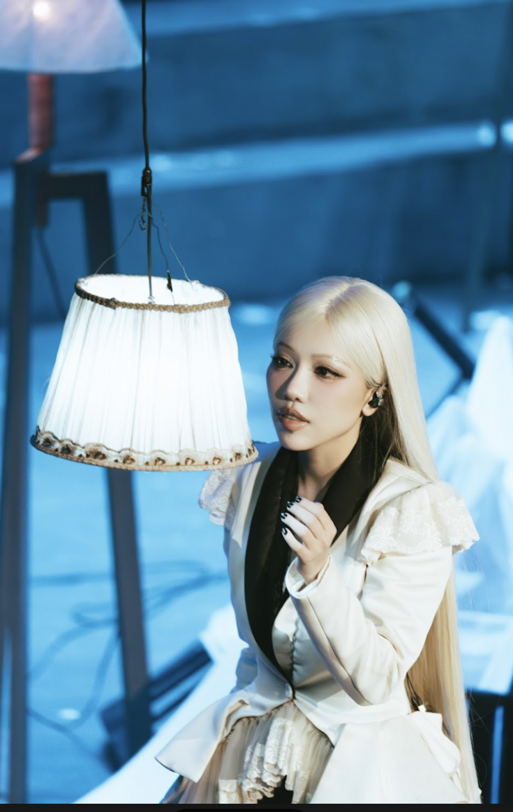 Đêm nhạc khiến Phùng Khánh Linh không dám tin vào mắt mình - 19