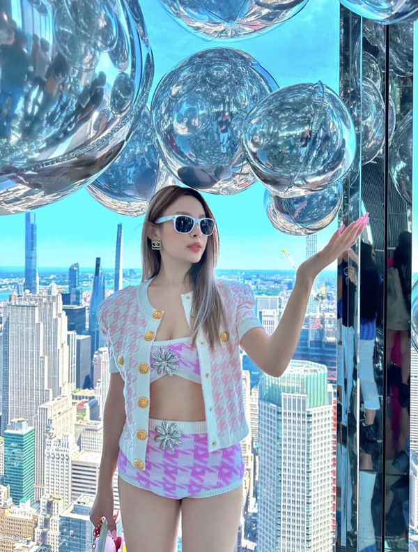 Sắc vóc hotgirl Hà thành đời đầu vừa kỉ niệm 13 năm kết hôn với chồng doanh nhân - 8