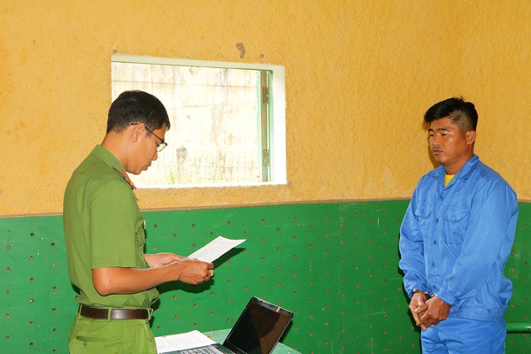 Đoàn Thanh Thía bị khởi tố. Ảnh: Công an Đồng Tháp.