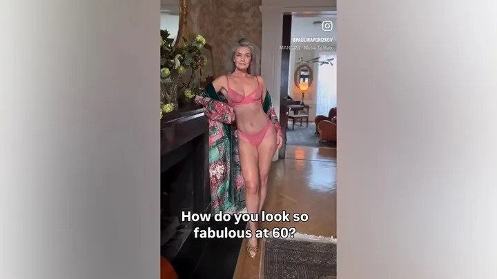 'Siêu mẫu nội y' Paulina Porizkova vén màn 'chiêu trò đánh lừa thị giác' trong thế giới người mẫu - 1