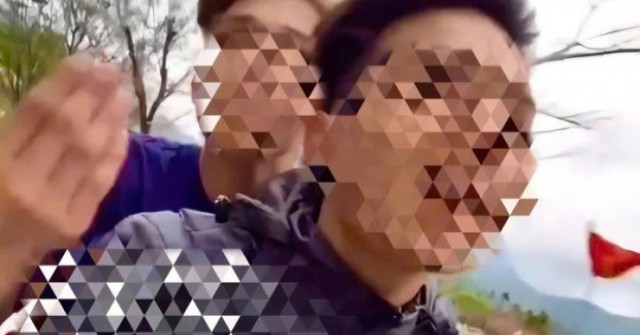 Nam thanh niên lái xe không đội mũ bảo hiểm, chia sẻ clip "rất muốn bị ăn đòn"