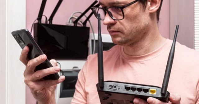 Bao lâu nên rút nguồn router Wi-Fi một lần để mạng luôn ổn định?