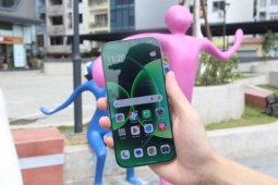 Trên tay Xiaomi 17, pin 7.000 mAh, camera Leica 3