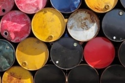 Giá xăng dầu hôm nay 22/3: Tiếp tục đi lên