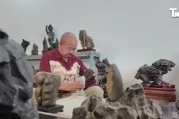 Người đàn ông 20 năm gom 'báu vật đá', từ chối đổi biệt thự 10 tỷ ở Đà Nẵng