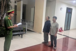 2 kẻ đồi bại nhiều lần xâm hại bé gái 13 tuổi ở Đà Nẵng