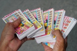 Nhiều người trong một xóm ở TPHCM trúng giải độc đắc xổ số miền Nam
