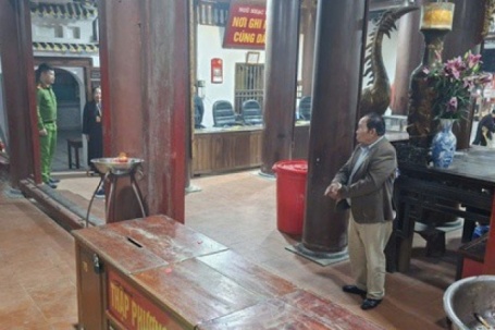 Móc túi khách hành hương tại chùa Hương, người đàn ông 72 tuổi bị khởi tố