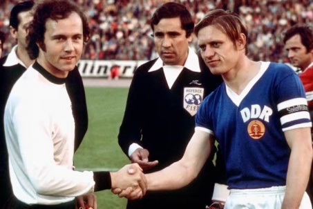 Trận cầu "độc nhất" World Cup Đông Đức - Tây Đức: 90 phút bùng nổ, giao thoa của lịch sử