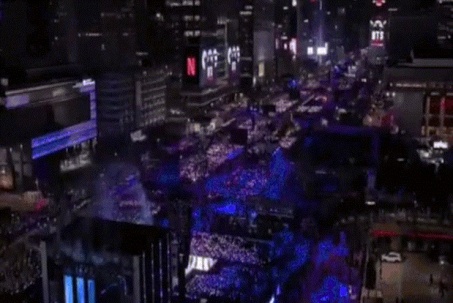 Biển người đổ về Seoul xem BTS