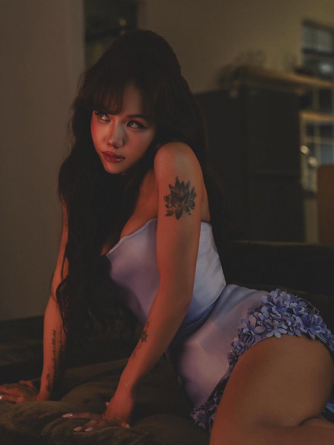 Mỹ nhân Việt nhuộm da nâu đón Hè: Xoài Non, Phương Ly dù đẹp vẫn gây tranh cãi - 12