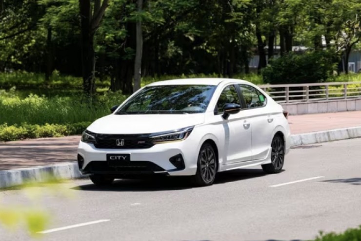 Giá sedan hạng B rẻ nhất Việt Nam hiện nay: Chỉ từ 340 triệu đồng, chỉ ngang Kia Morning: Toyota Vios, Honda City còn bao nhiêu?