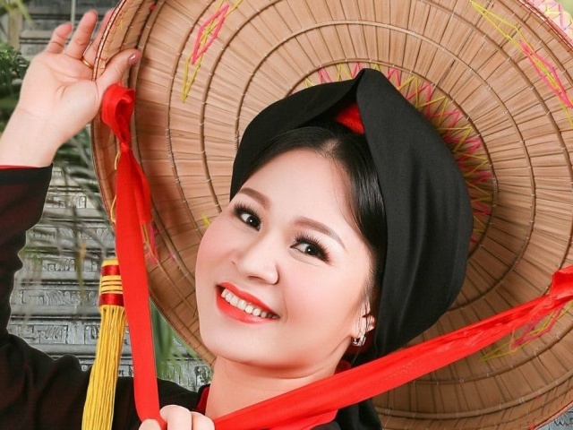 Nữ nghệ sĩ 43 tuổi là PGĐ nhà hát vừa trúng cử đại biểu Quốc hội