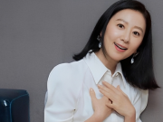 3 thói quen giúp 'Nữ hoàng phim ngoại tình' Kim Hee Ae trẻ trung ở tuổi 59