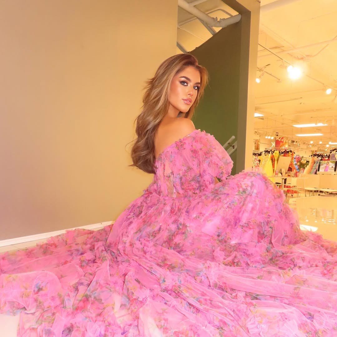 Mckinley Farese đã tham gia tổ chức Best Buddies trong 12 năm qua để giúp đỡ những người khuyết tật về trí tuệ và phát triển. Cô đã nói chuyện với hơn 5.000 trẻ em trong độ tuổi đi học trên khắp bang Tennessee, truyền tải thông điệp về sự thấu cảm và hòa nhập.