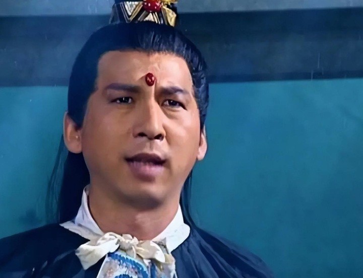 Tào Vinh thủ vai con trai Long Vương trong "Tây du ký" phiên bản năm 1998.