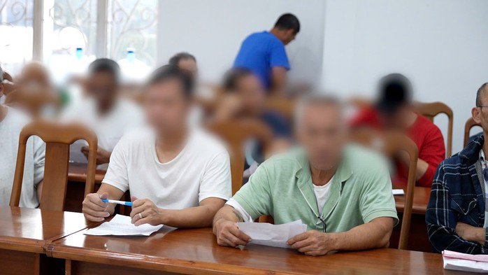 Công an TPHCM tiếp nhận công dân bị Mỹ trục xuất - 1