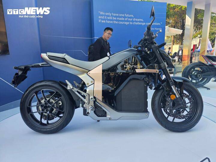 Honda WN7 được đăng ký bản quyền kiểu dáng và giới thiệu tại Việt Nam. (Ảnh: Minh Tuấn)