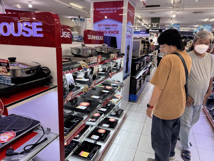 Bếp điện là mặt hàng bán chạy trong thời điểm giá gas tăng cao
