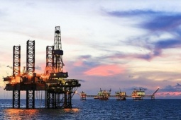 Giá xăng dầu hôm nay 23/3: Quay đầu giảm