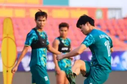 Công Phượng chấn thương nặng