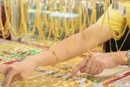 Một tuần vàng giảm hơn 11 triệu đồng/lượng