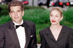 Tủ đồ của con dâu cựu Tổng thống Kennedy gây sốt