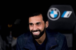 Arbeloa thắng Mourinho - Pep - Simeone trong 1 tháng, "ghế nóng" ở Real vững chắc