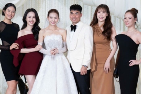 Dàn sao chưng diện tại đám cưới Huyền Trang 'Mù Tạt' - Đức Huy