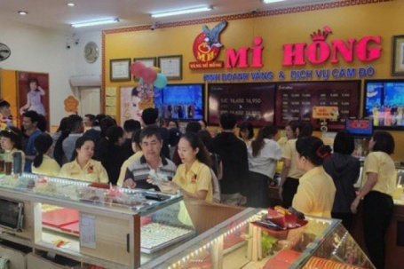 Giá vàng hôm nay 23-3: Thủng mốc 4.400 USD/ounce khi vừa mở cửa