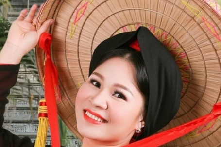 Nữ nghệ sĩ 43 tuổi là PGĐ nhà hát vừa trúng cử đại biểu Quốc hội